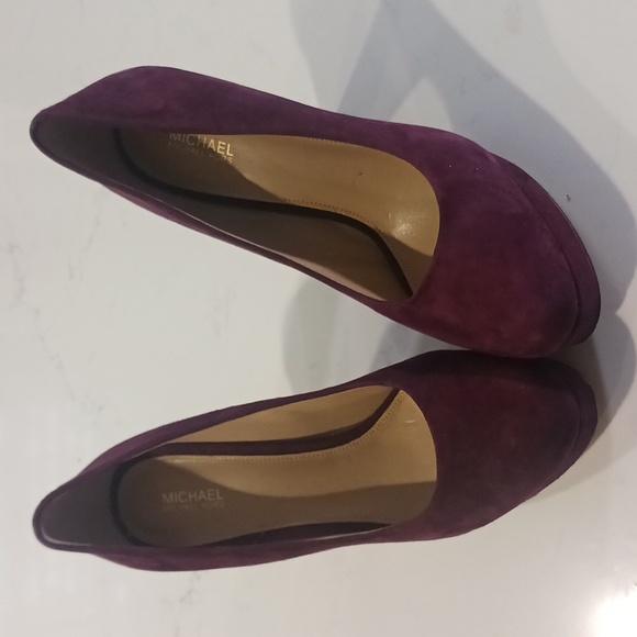 Michael Kors Maroon/Burgundy Suede Platform Heels - Picture 5 of 10